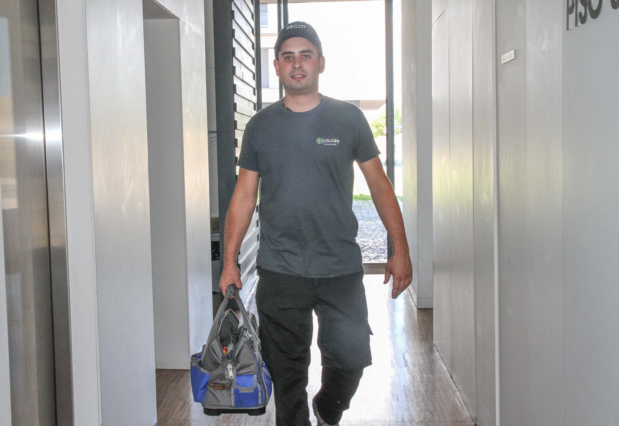 Manutenção de elevadores